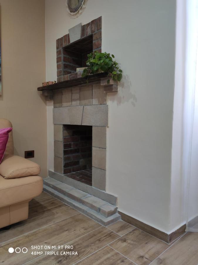 La Casa Delle Sorprese Apartment Trani Bagian luar foto