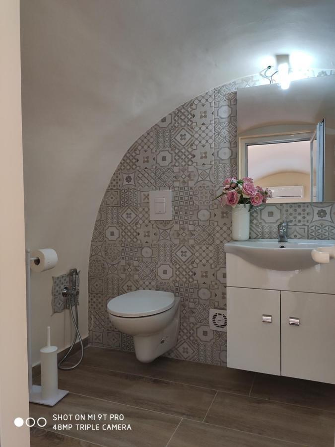 La Casa Delle Sorprese Apartment Trani Bagian luar foto